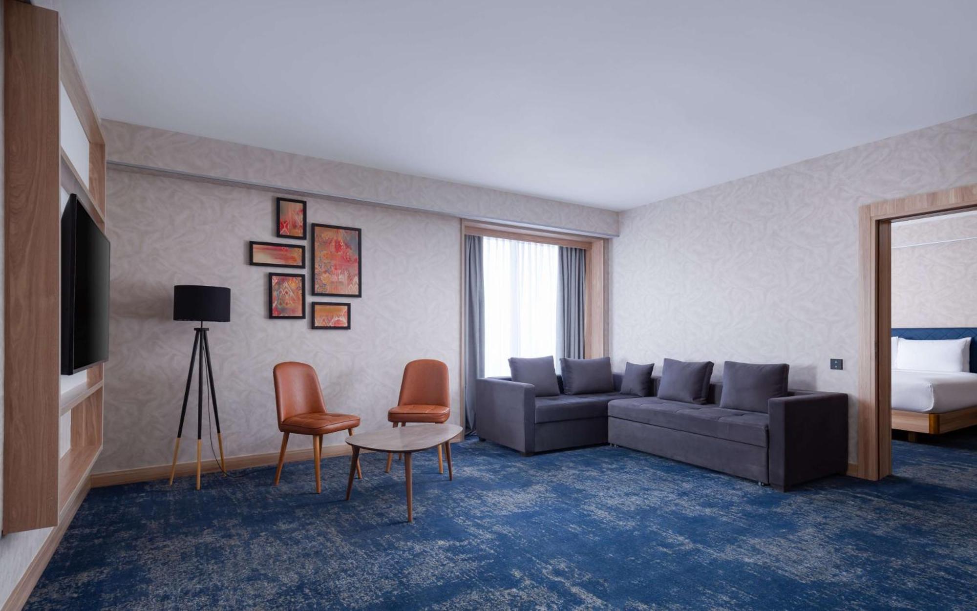 Hilton Garden Inn سمرقند المظهر الخارجي الصورة