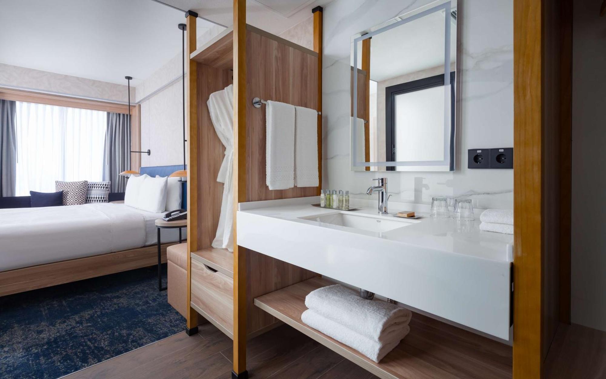Hilton Garden Inn سمرقند المظهر الخارجي الصورة